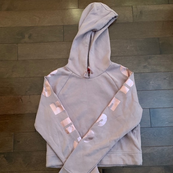 Guess cropped hoodie - Picture 2 of 4